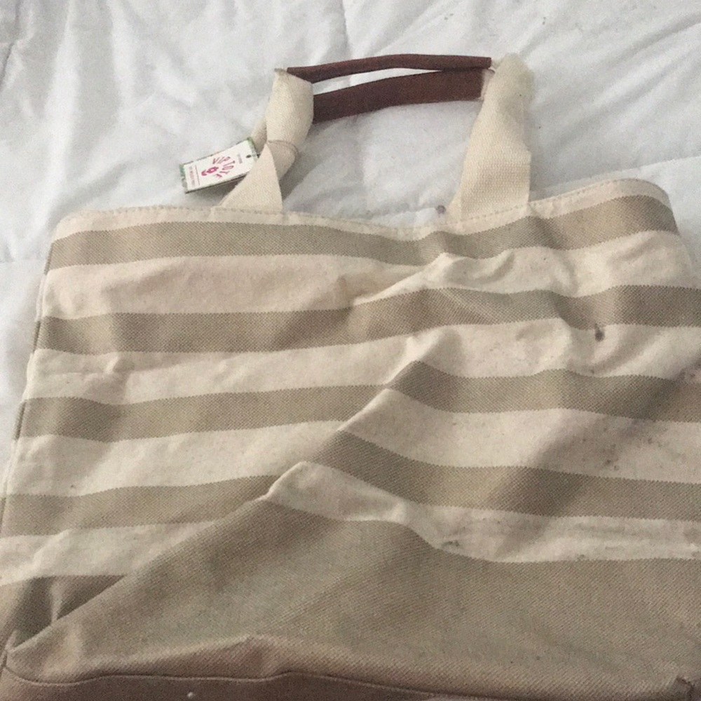 Bath and body works tote